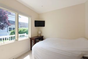Groundfloor bedroom- click for photo gallery